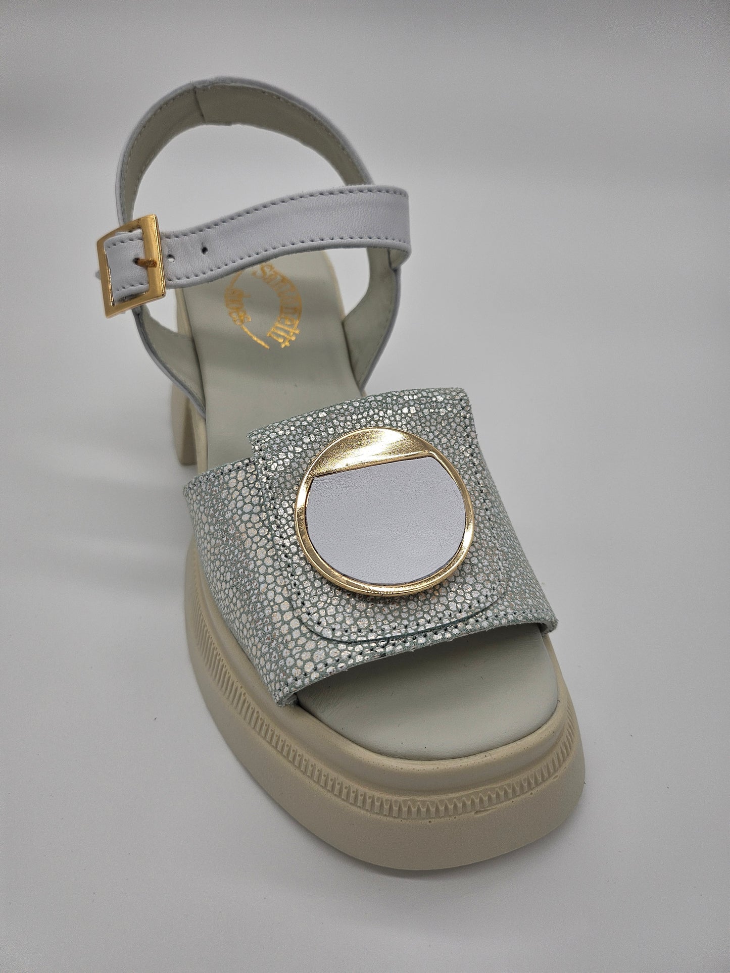 Дамски сандали