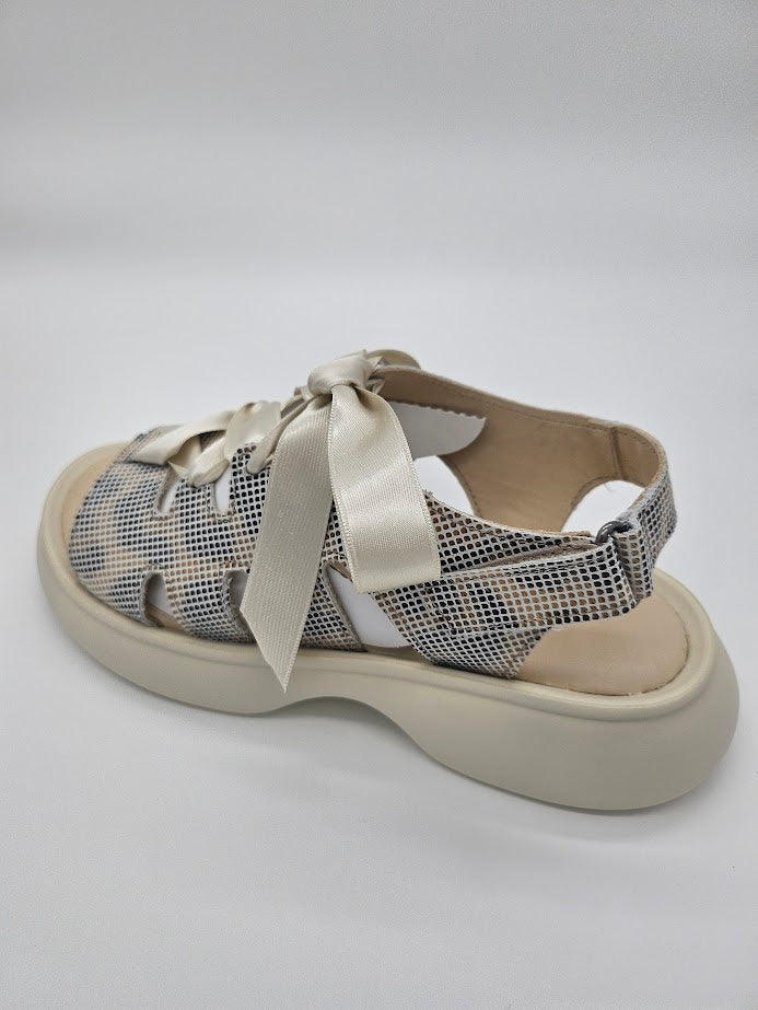 Дамски сандали