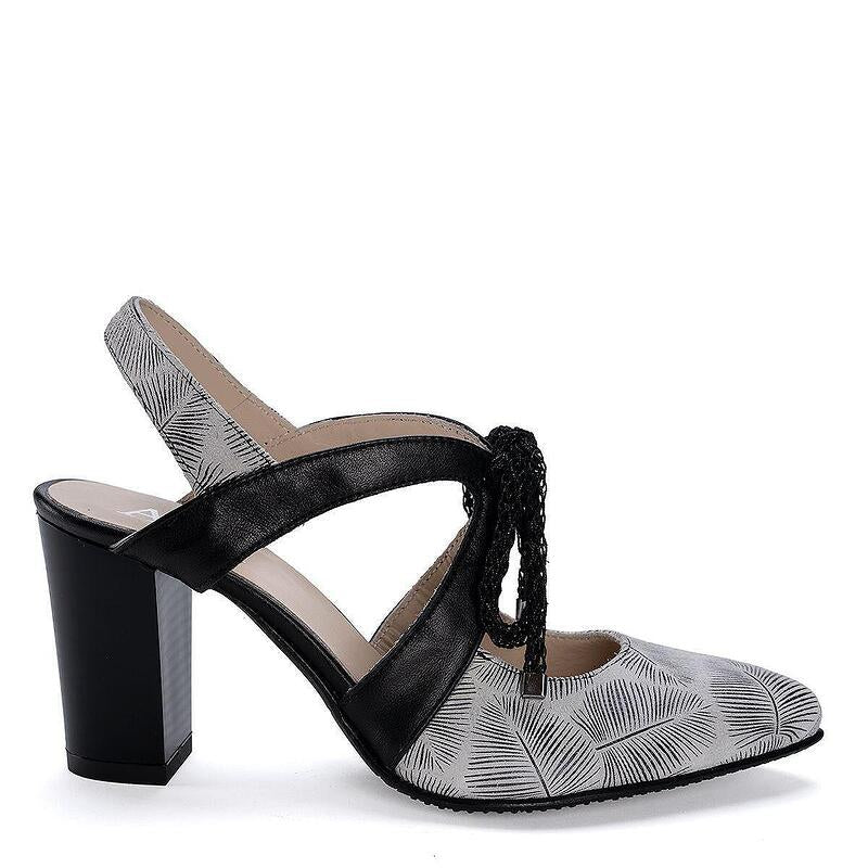 Дамски елегантни обувки с флорален принт в бяло и черно