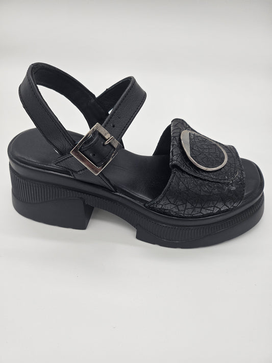 Дамски сандали