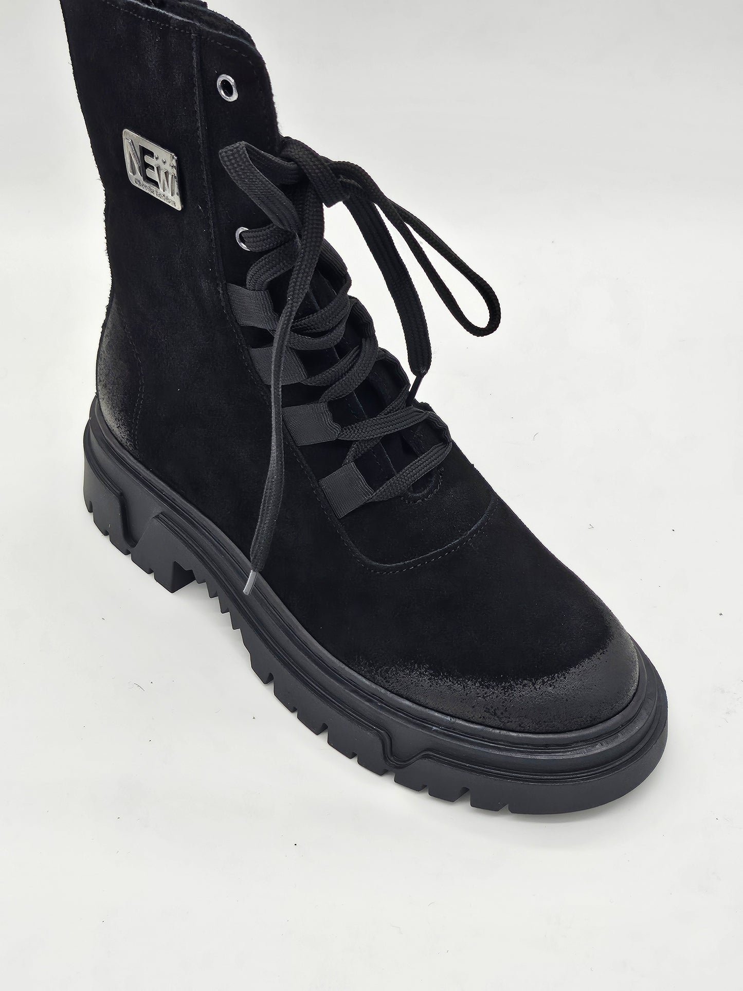 Български Дамски Боти – Черен Набук