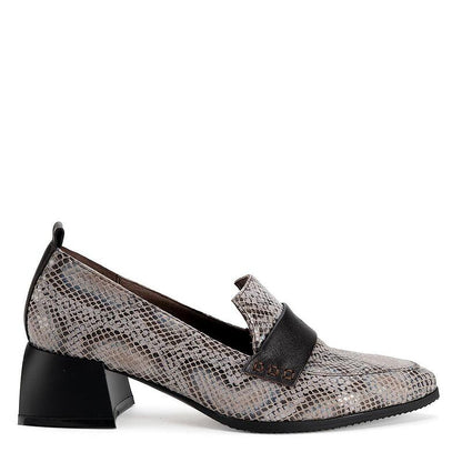 Дамски обувки в цвят таупе