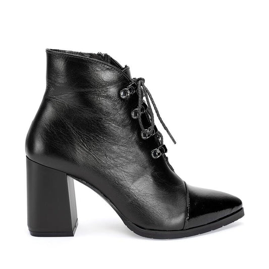 Дамски черни боти